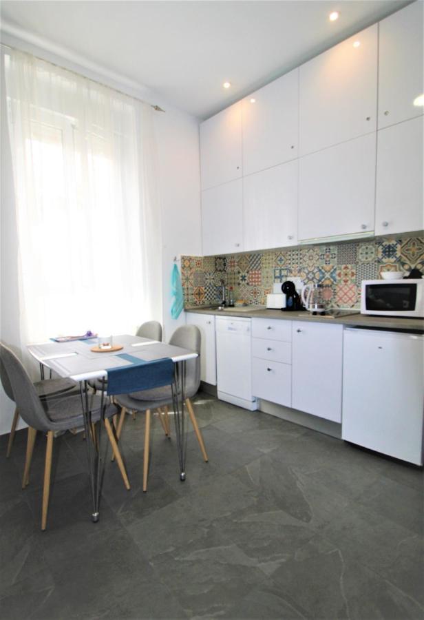 Apatrament Jacinto Apartment *